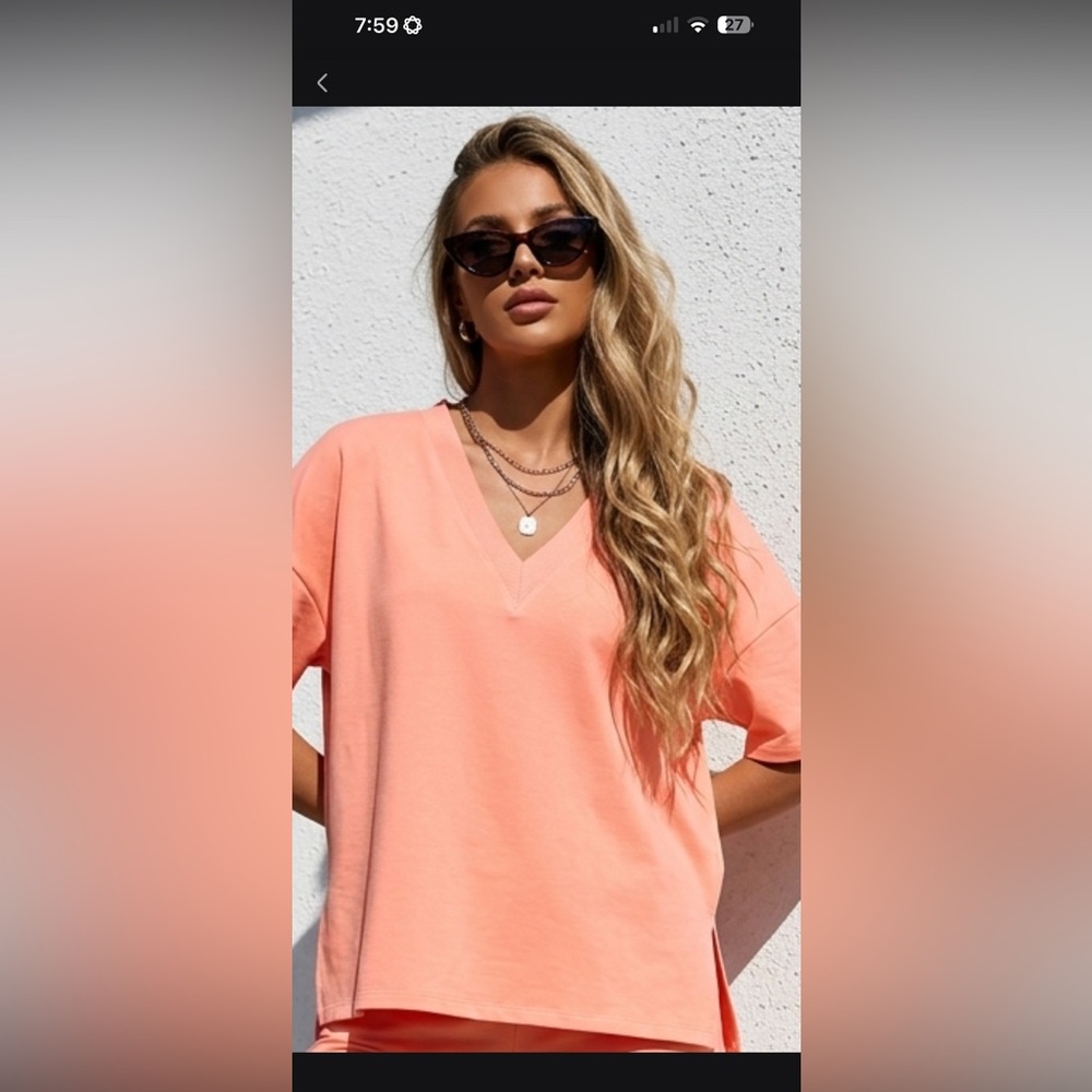 NWT La Biz Coral Set $62 tag  2 piece short set M/L